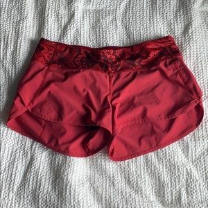 Lululemon shorts (red)